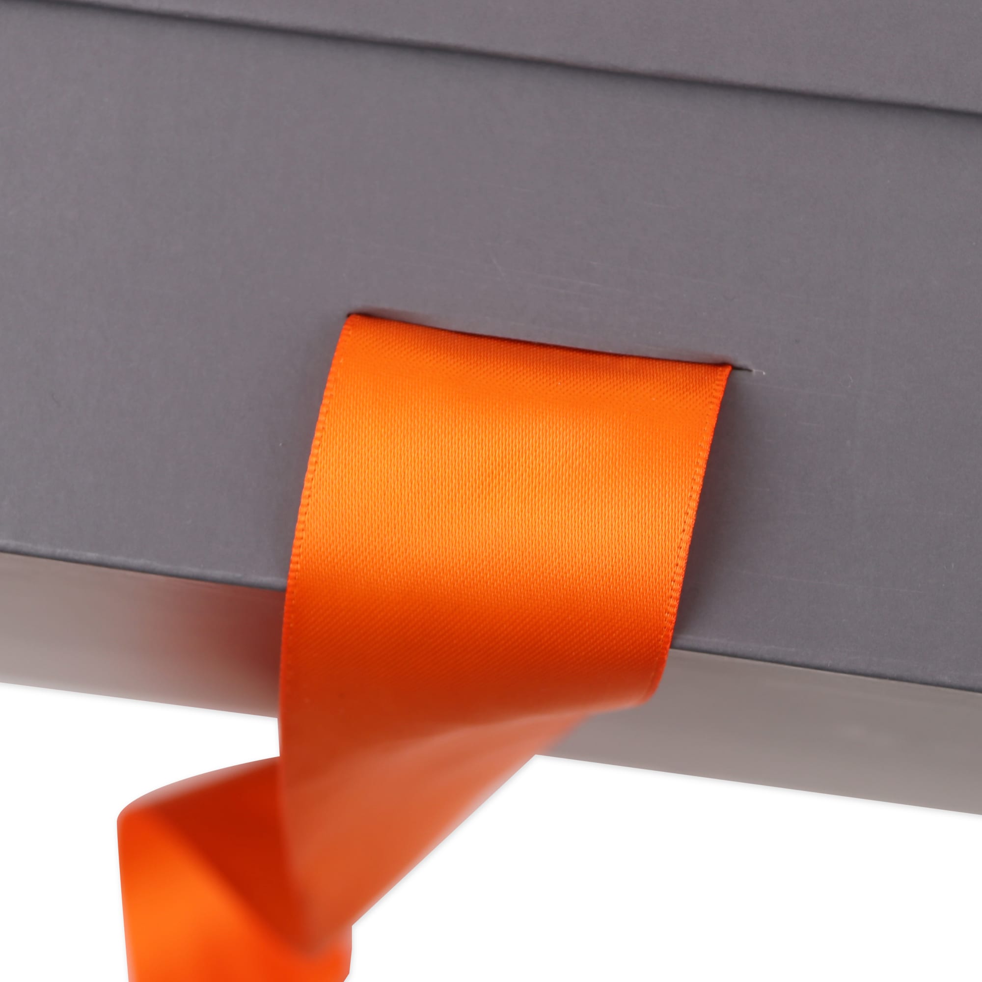 Medium Foldable Magnetic Box with Ribbon