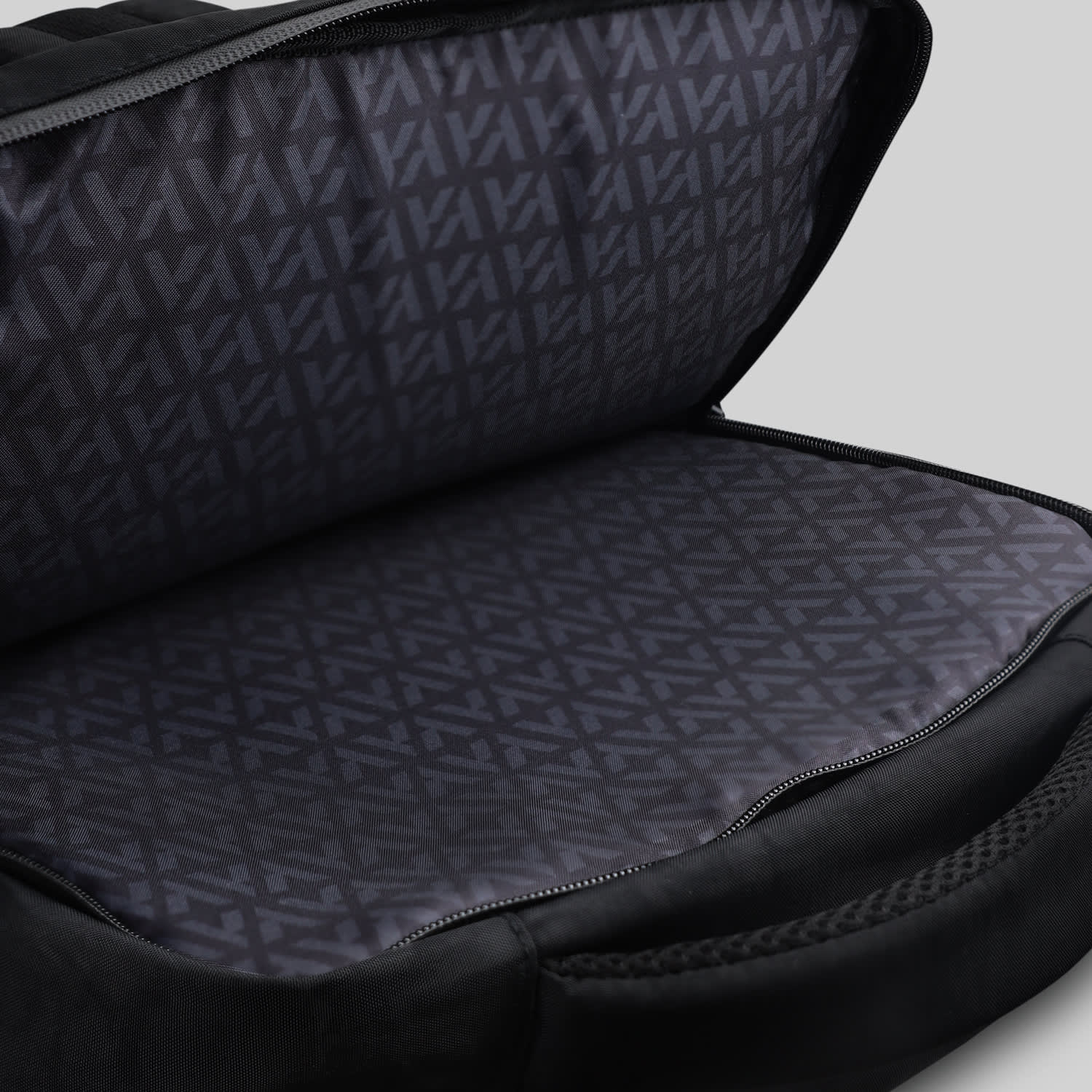 ARCHER Tasman Travel Backpack