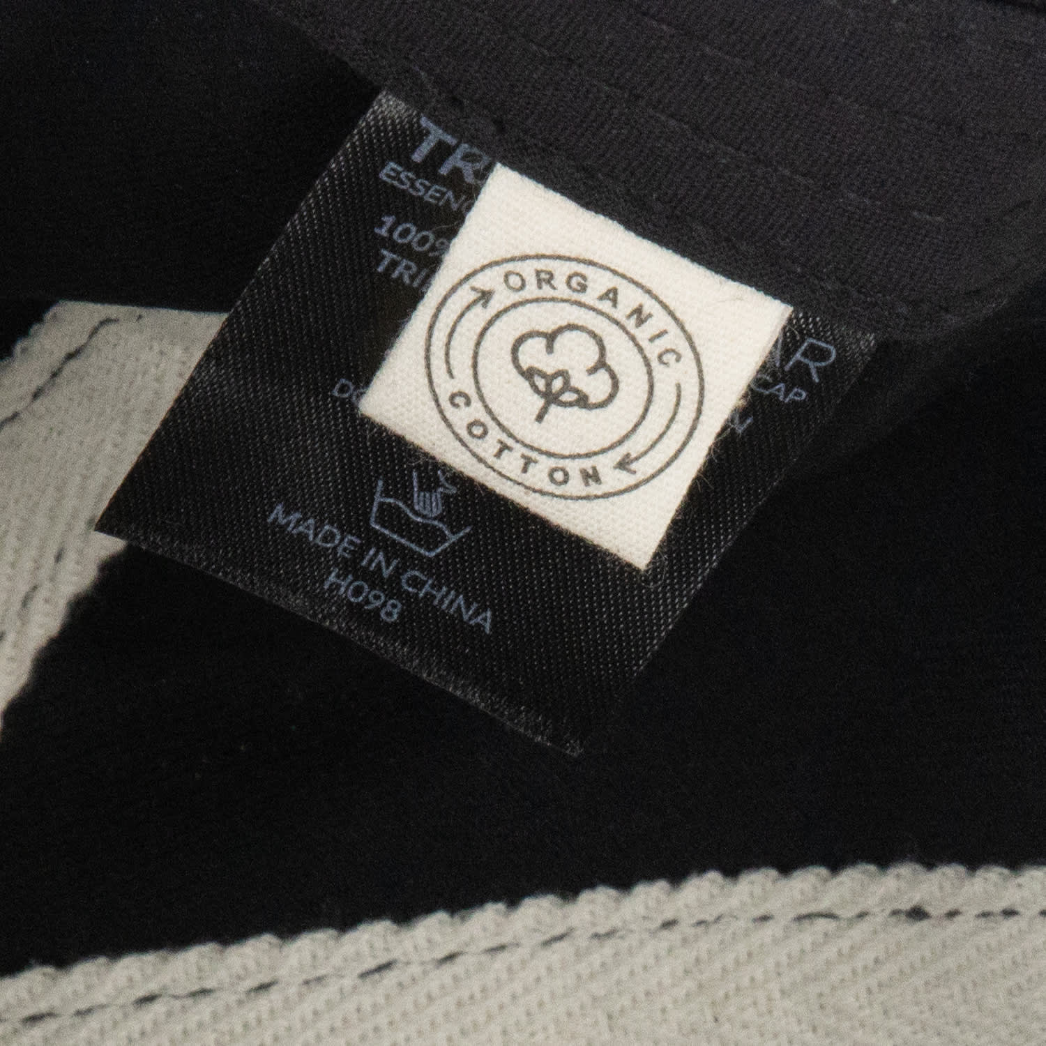 Essence Organic Cap