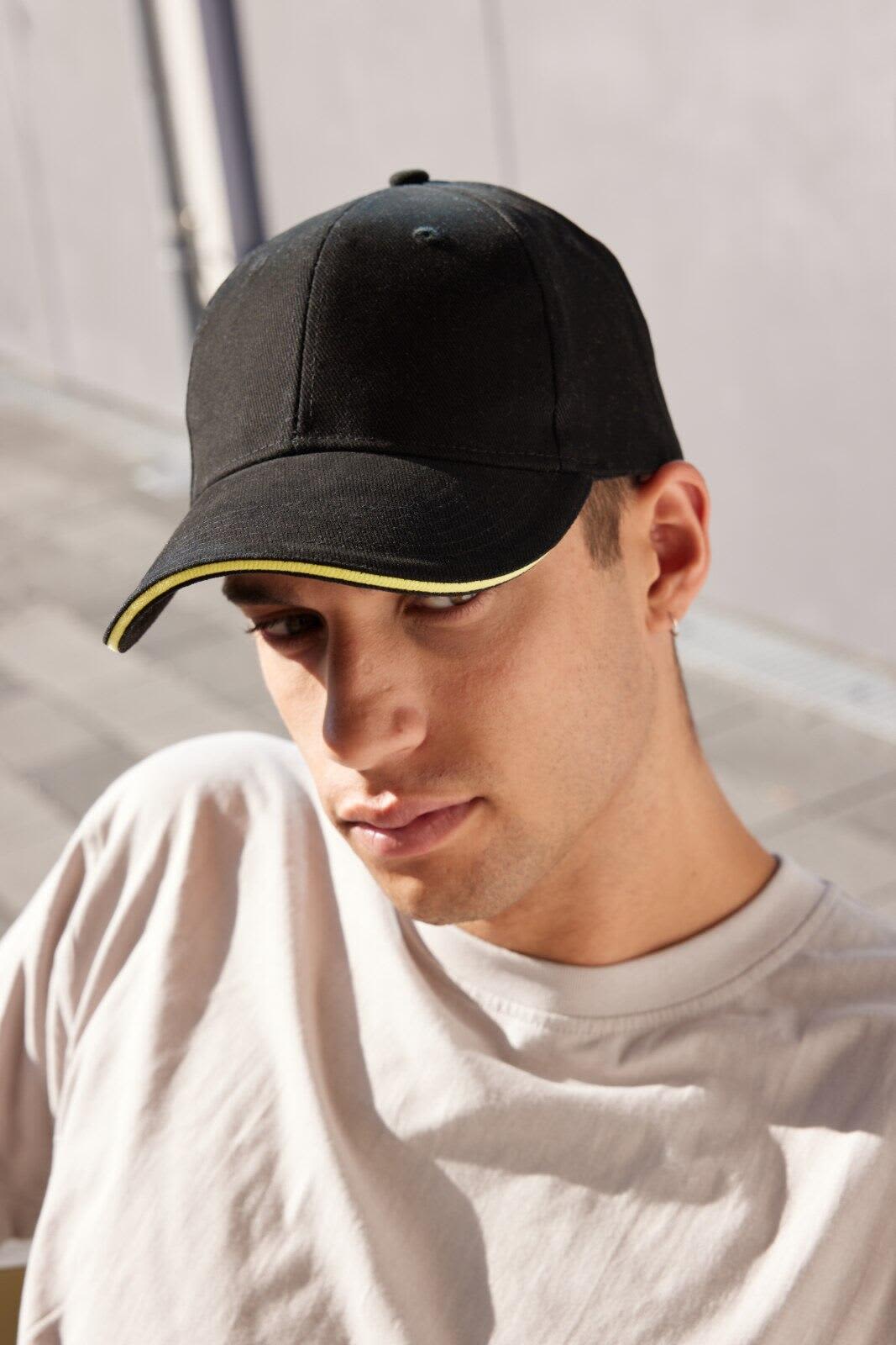 6 Panel Sandwich Cap