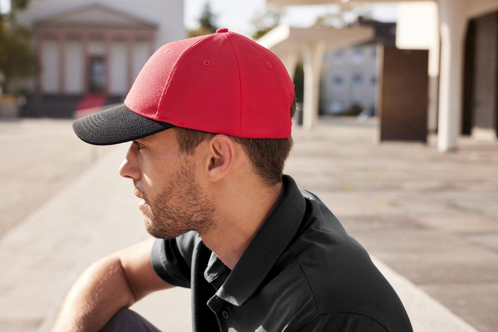 6 Panel Mesh Cap