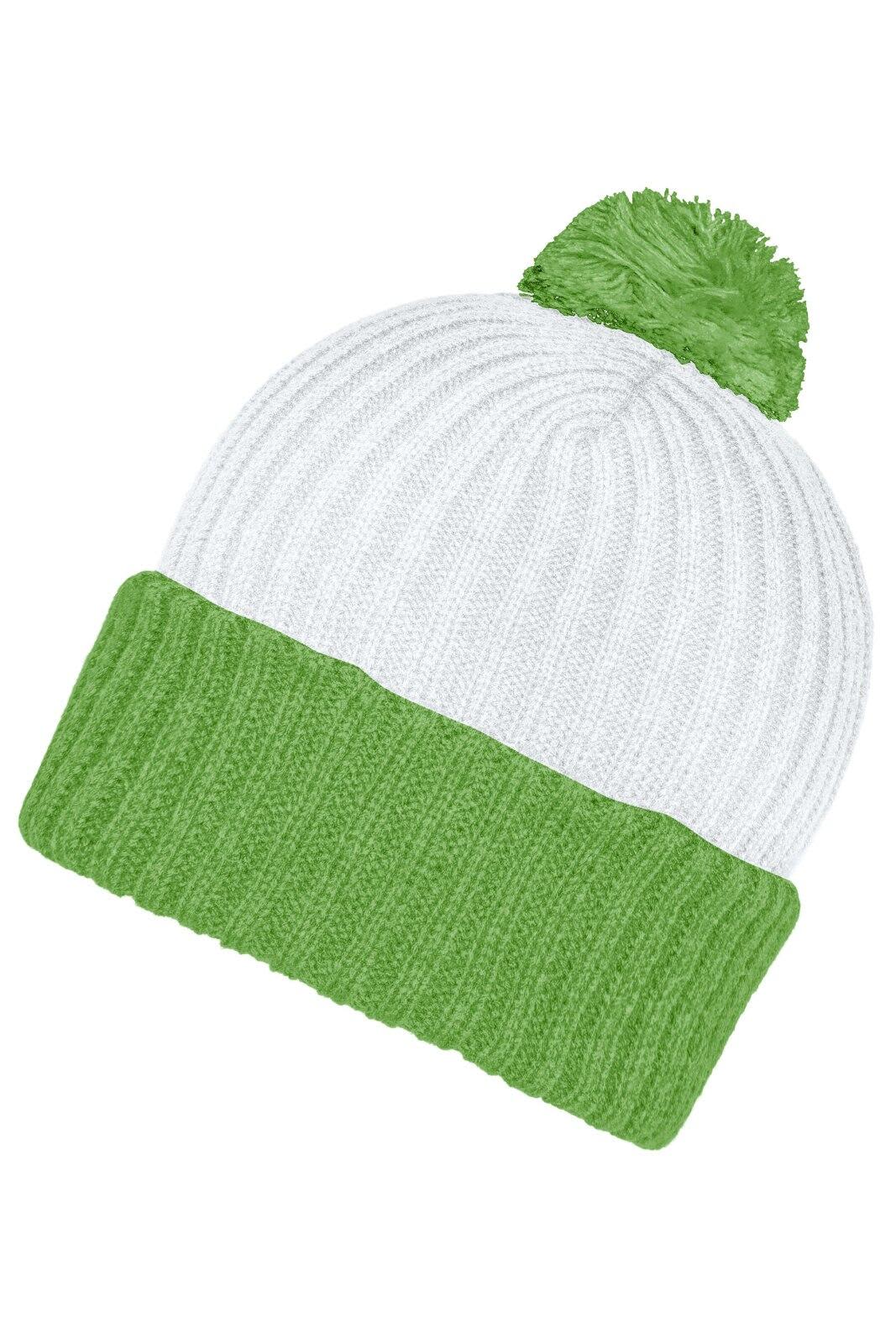 Knitted Beanie w/ Pompon