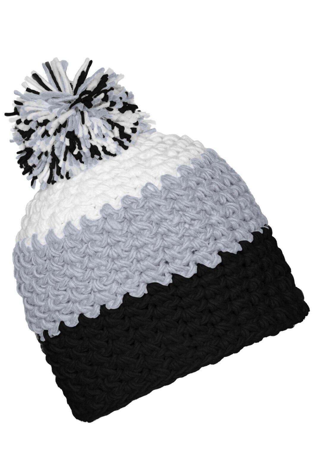 Beanie w/ Pompon