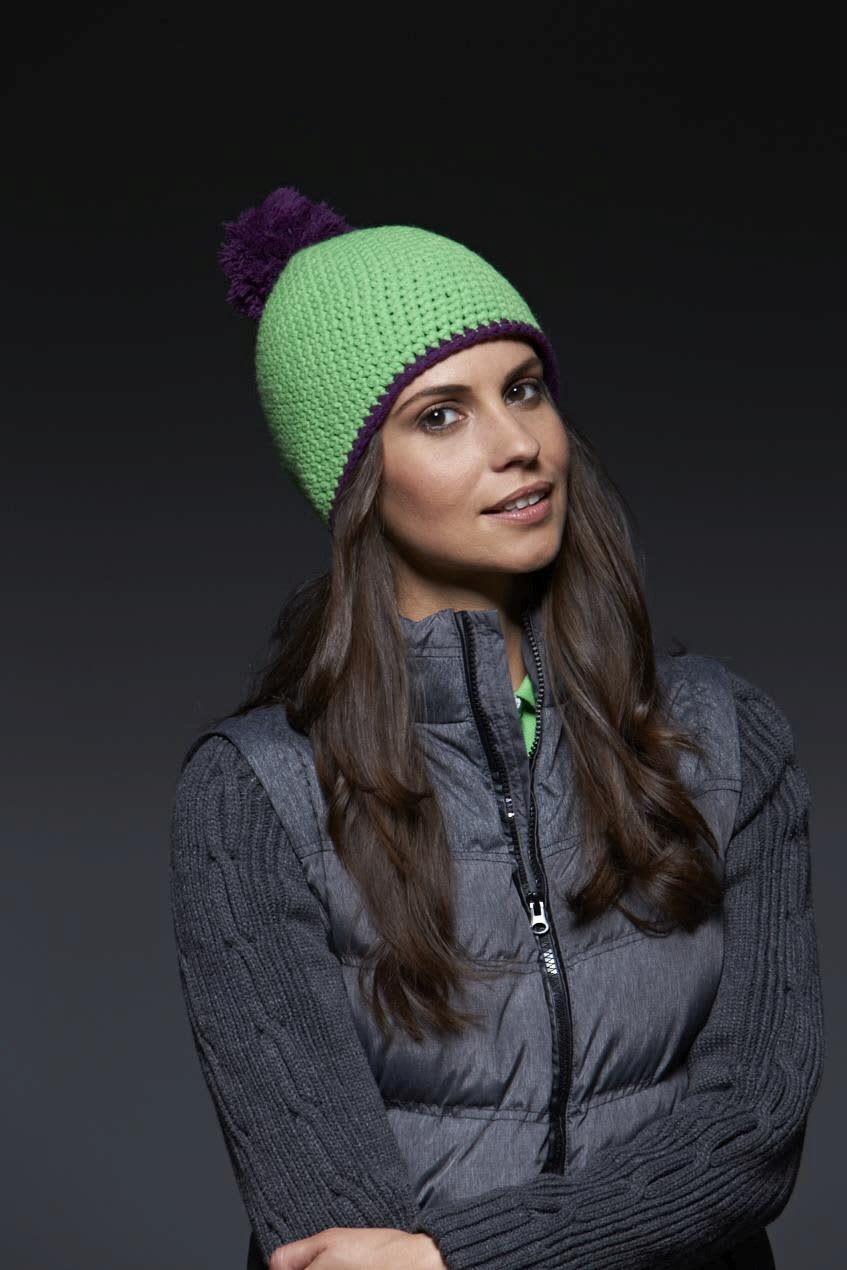 Pompon Hat w/ Contrast Stripe