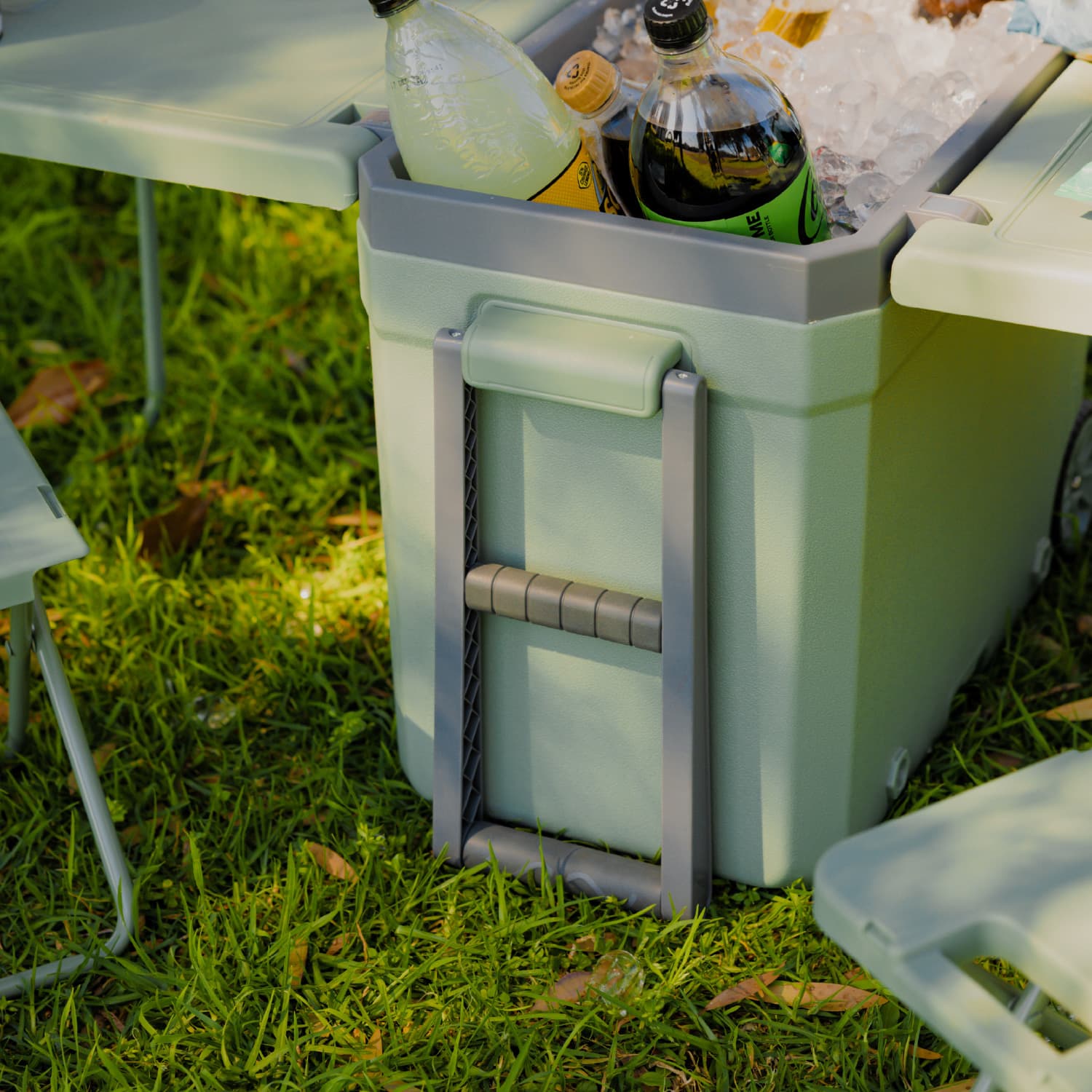 Cooler Box With Table and Chair