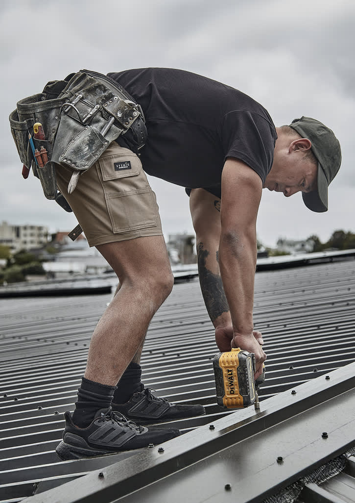Mens Essential Stretch Cargo Short