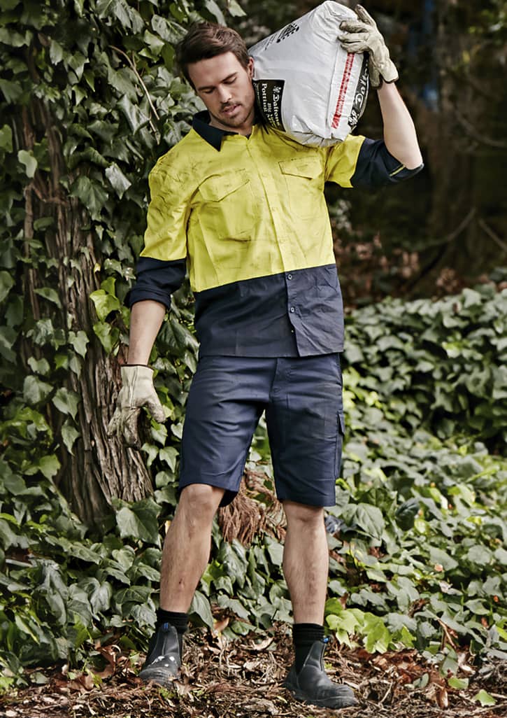 Mens Rugged Cooling Vented Short