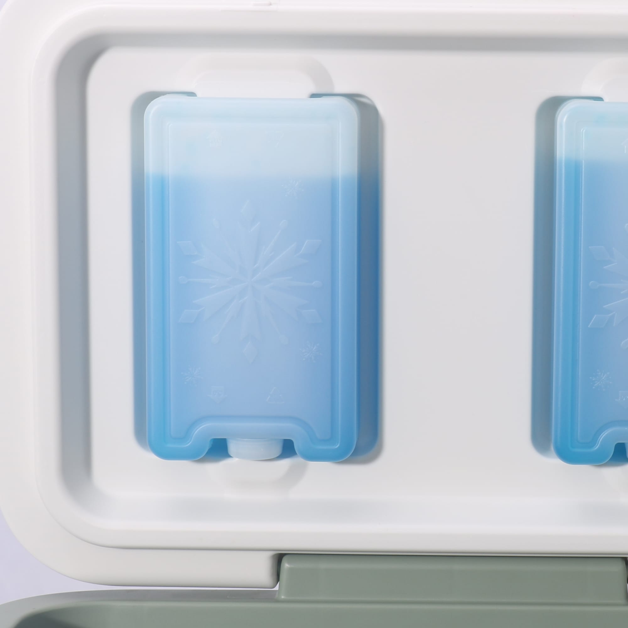 22L Cooler Box