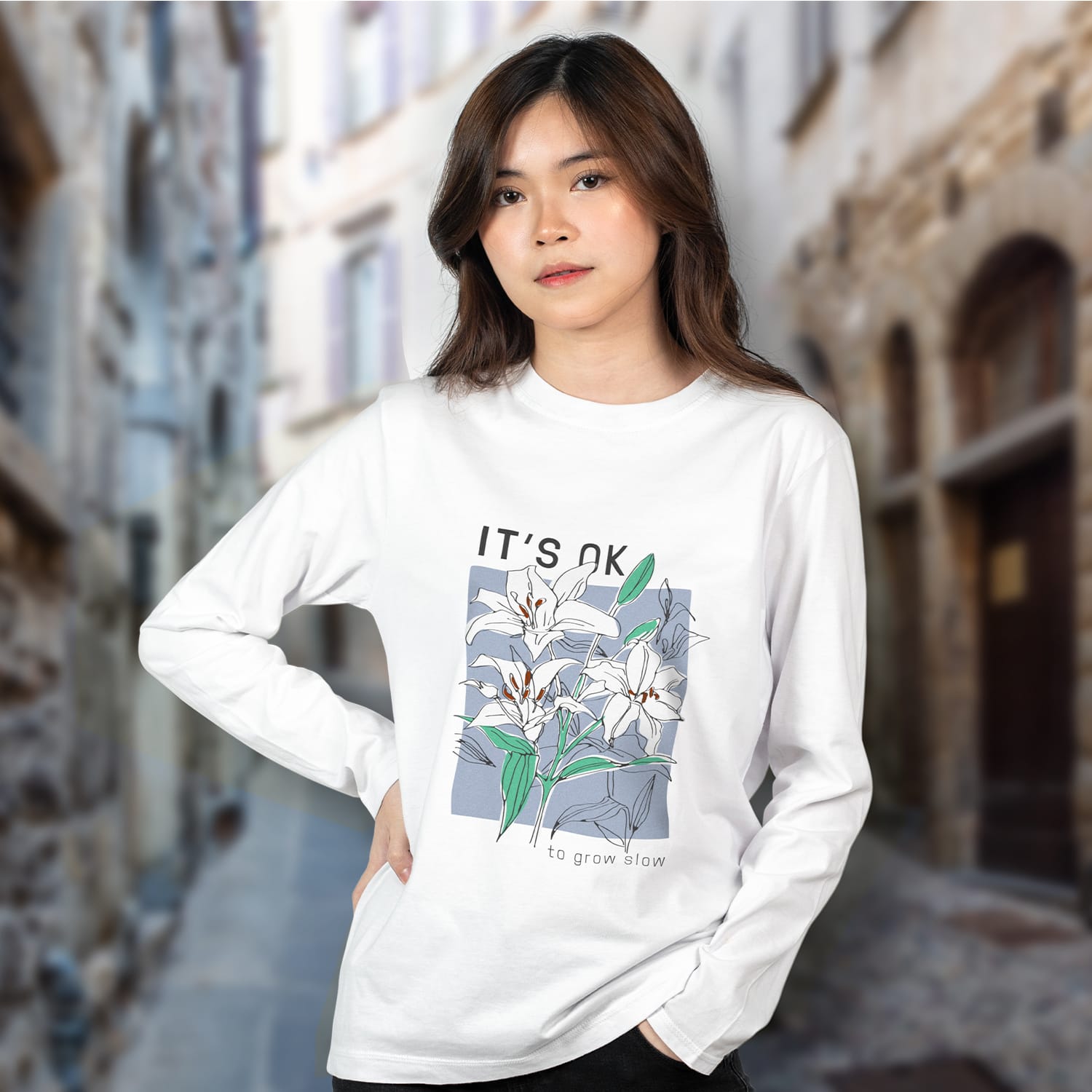 TRENDSWEAR Harlow Women's Long Sleeve Crew