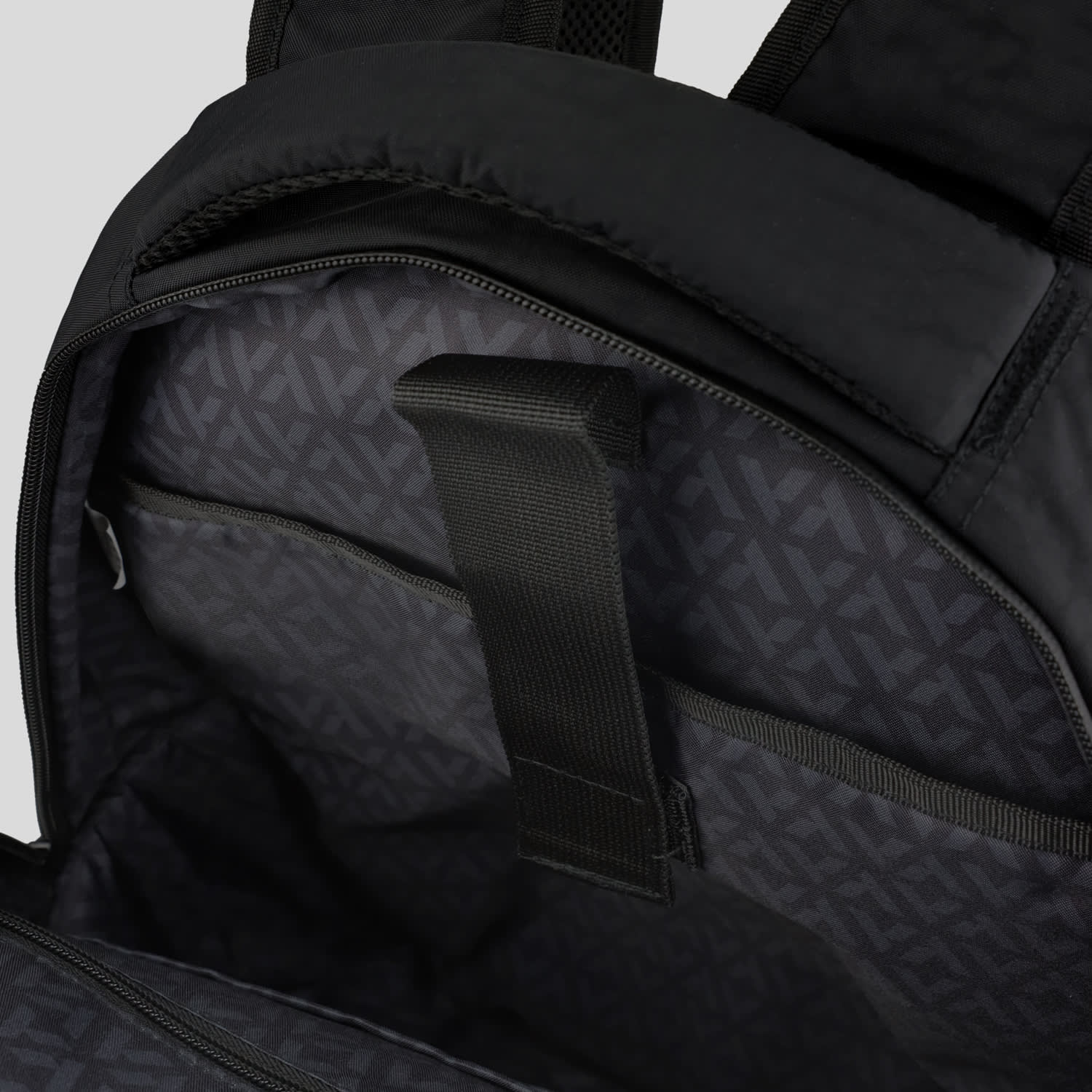 ARCHER Tasman Daily Backpack
