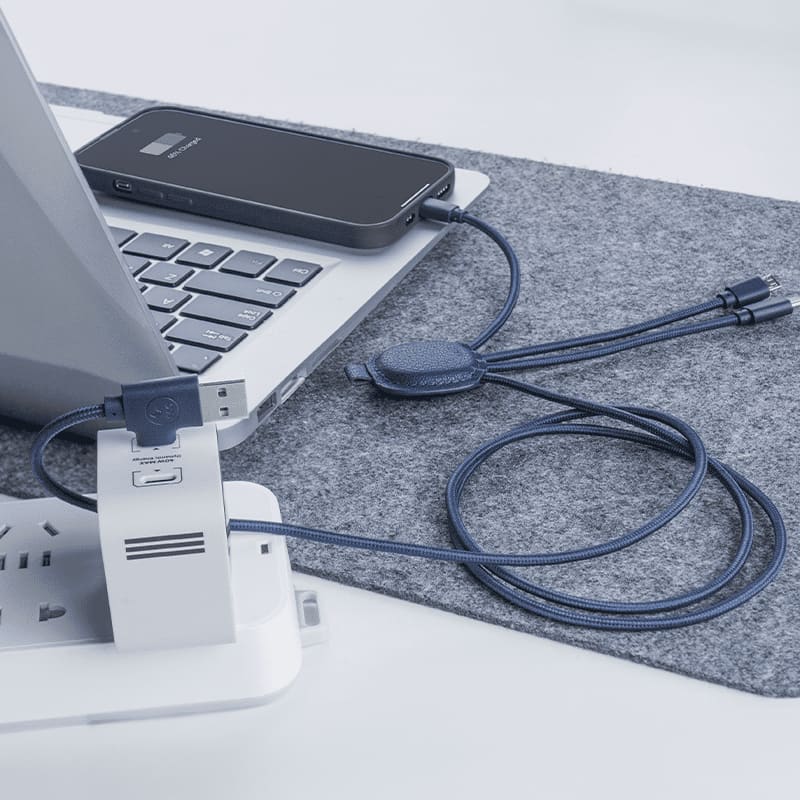 Iné Smart Charging Cable Long 'recylced leather'