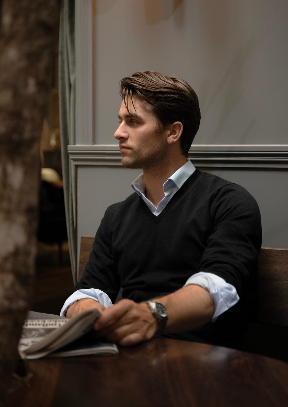 Brighton V-Neck Men Knitwear