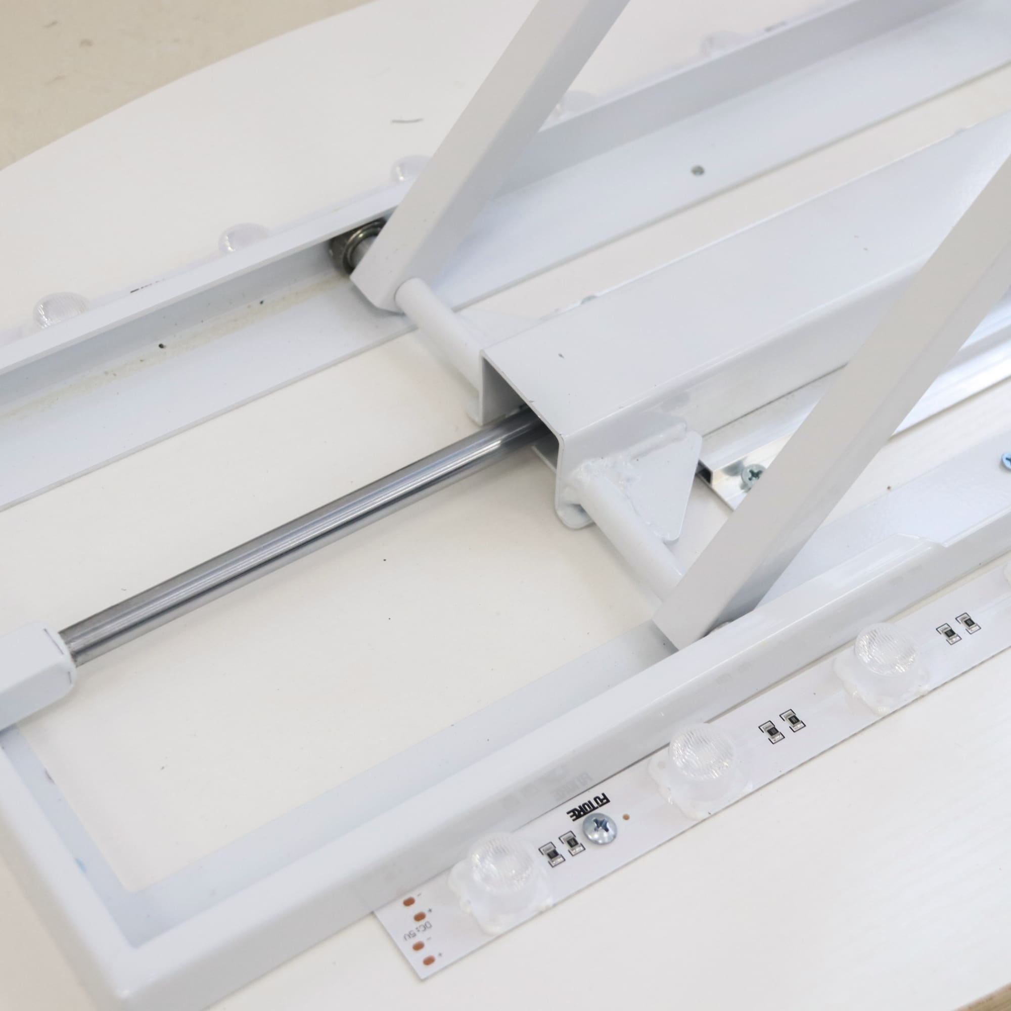 Backlit LED Spring Up Display - Rectangle