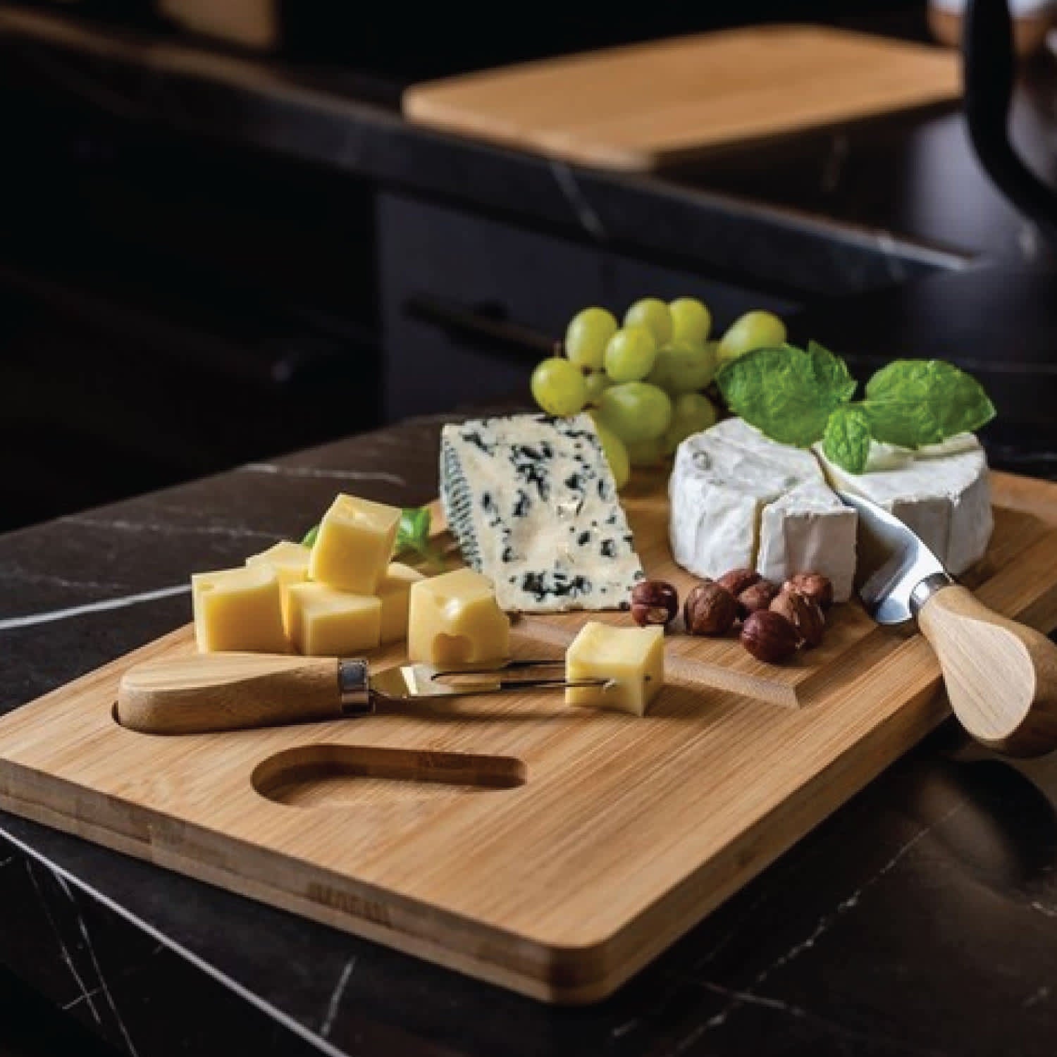 BELLA Bamboo Cheese Set