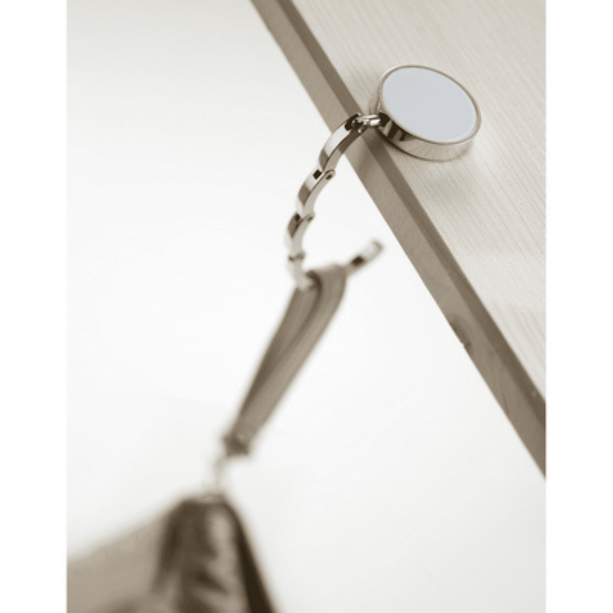 Amplify Bag Hanger