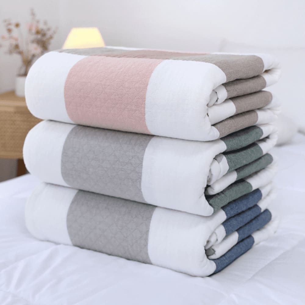 Dreamworld cotton blanket