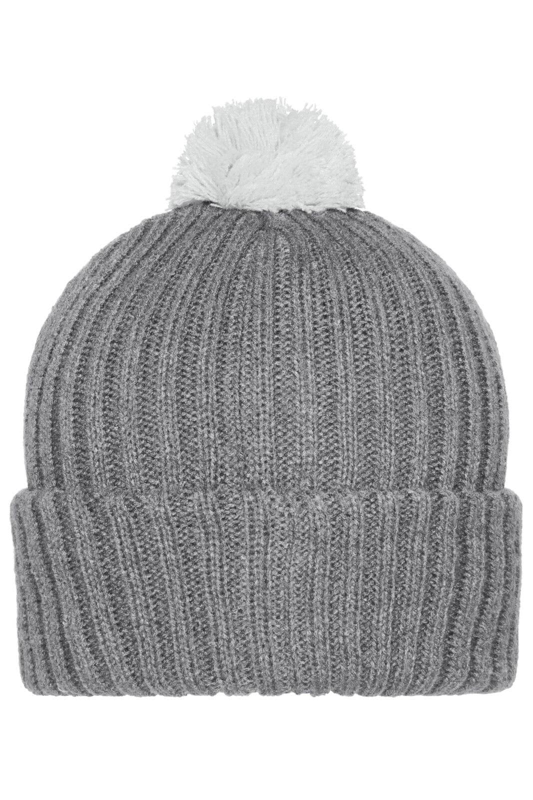 Knitted Beanie w/ Pompon