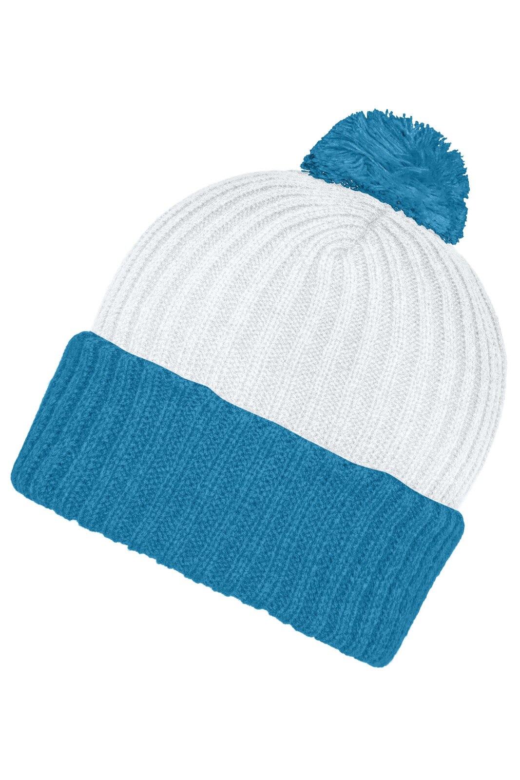 Knitted Beanie w/ Pompon