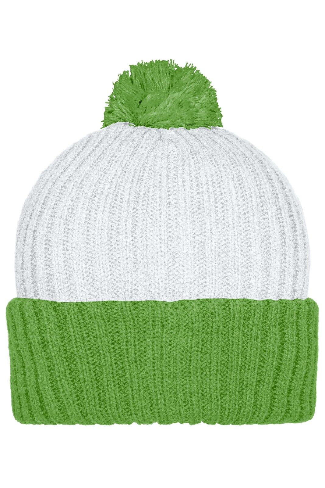Knitted Beanie w/ Pompon