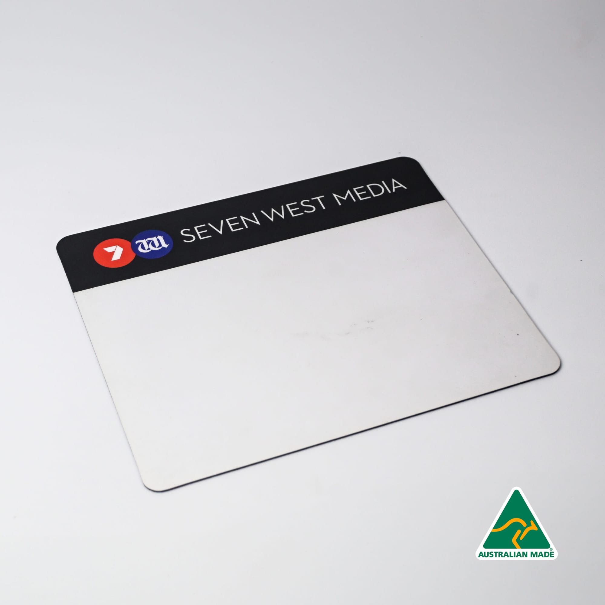 Flip-Top Mouse Mat (230mm x 190mm x 1mm Natural Rubber)