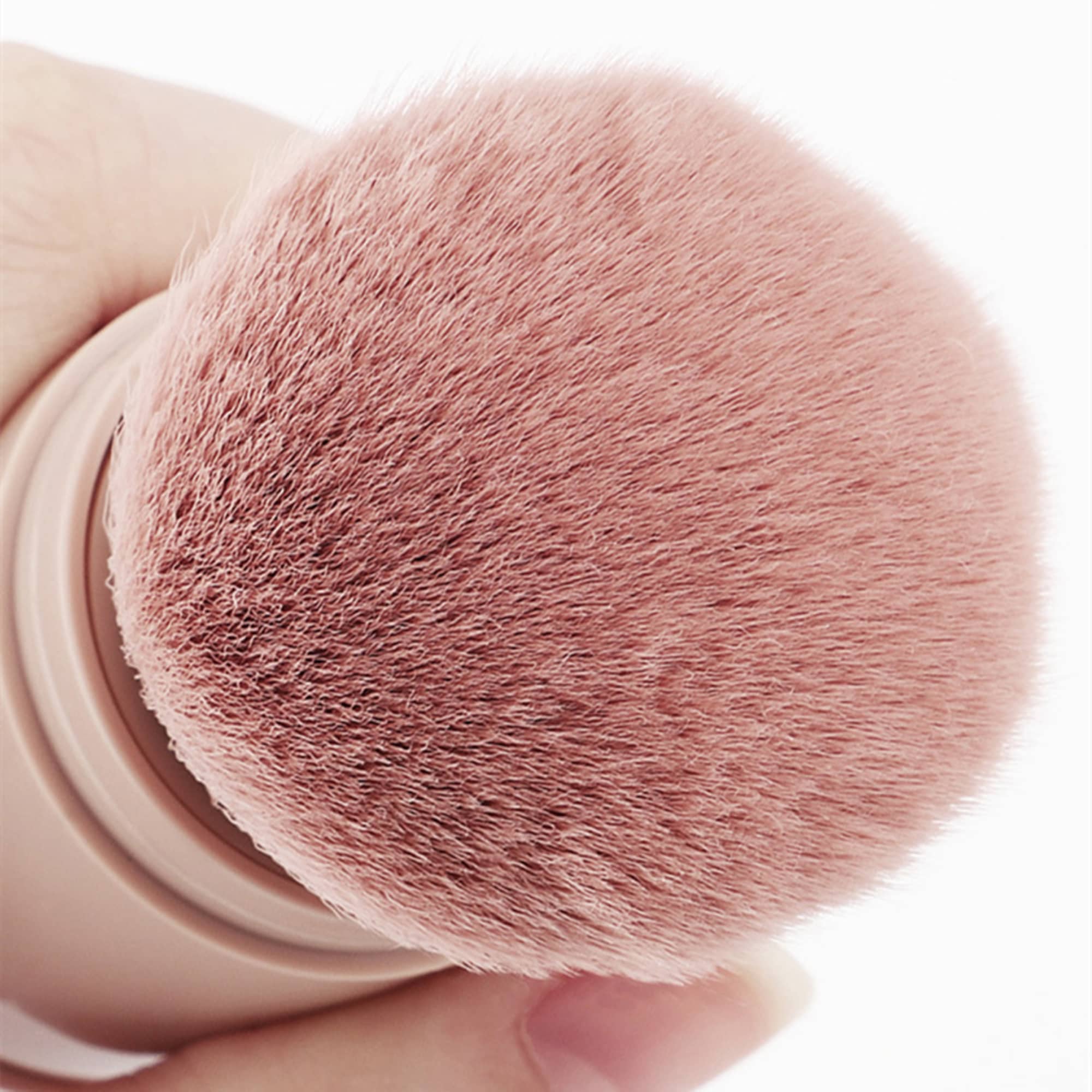 Retractable Makeup Brush