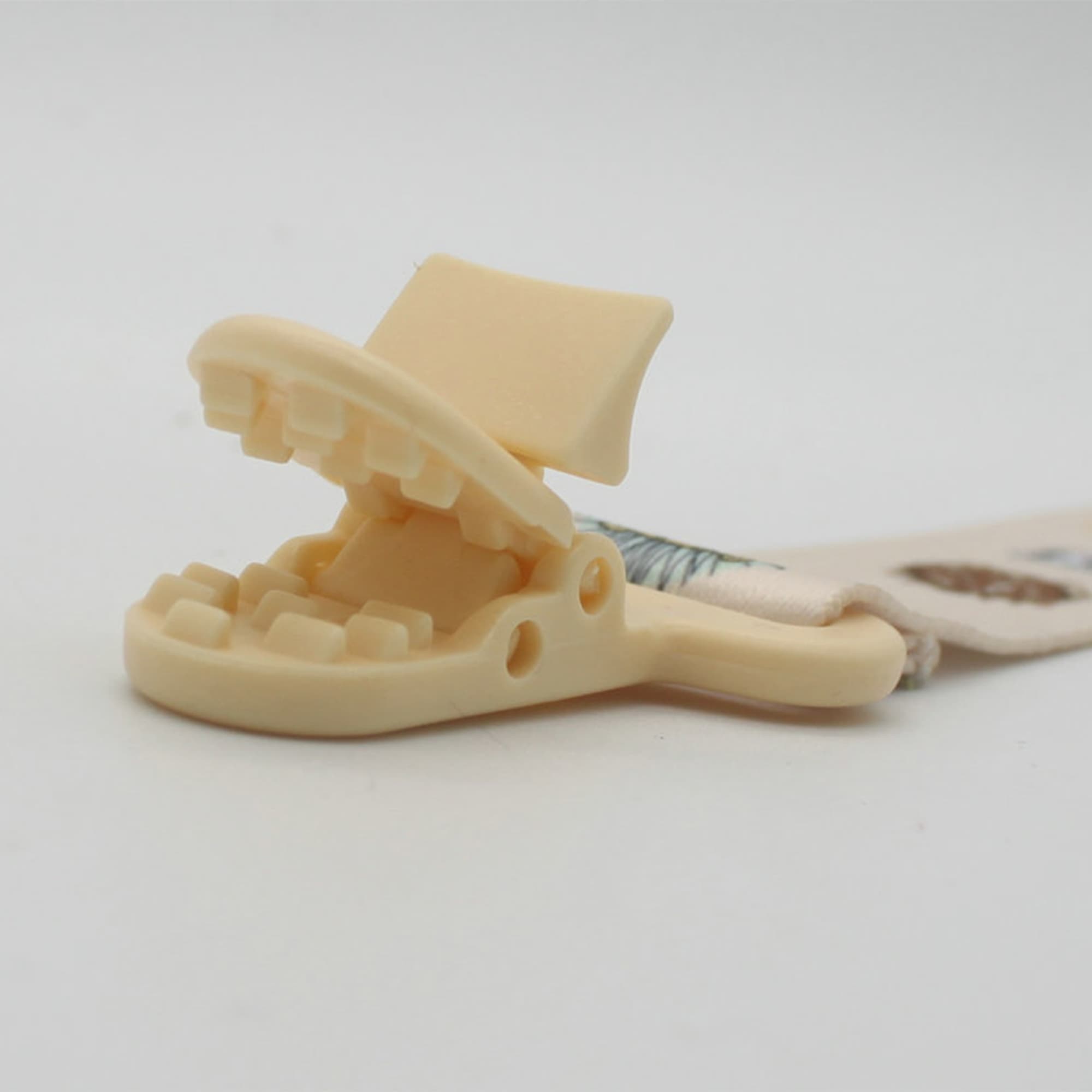 Baby Pacifier Chain Holder