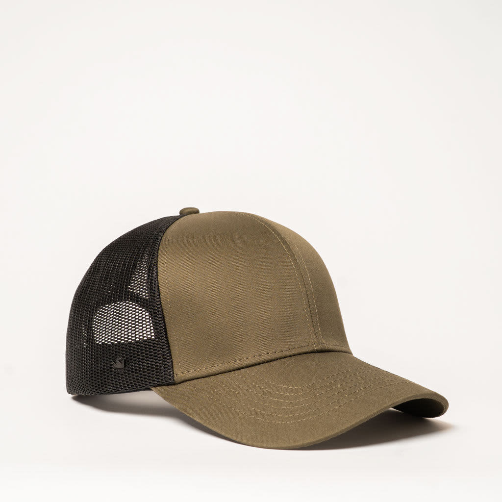 UFlex Classic Ultra-lite 6 Panel Trucker Cap