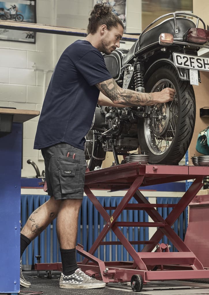 Mens Rugged Cooling Stretch Short